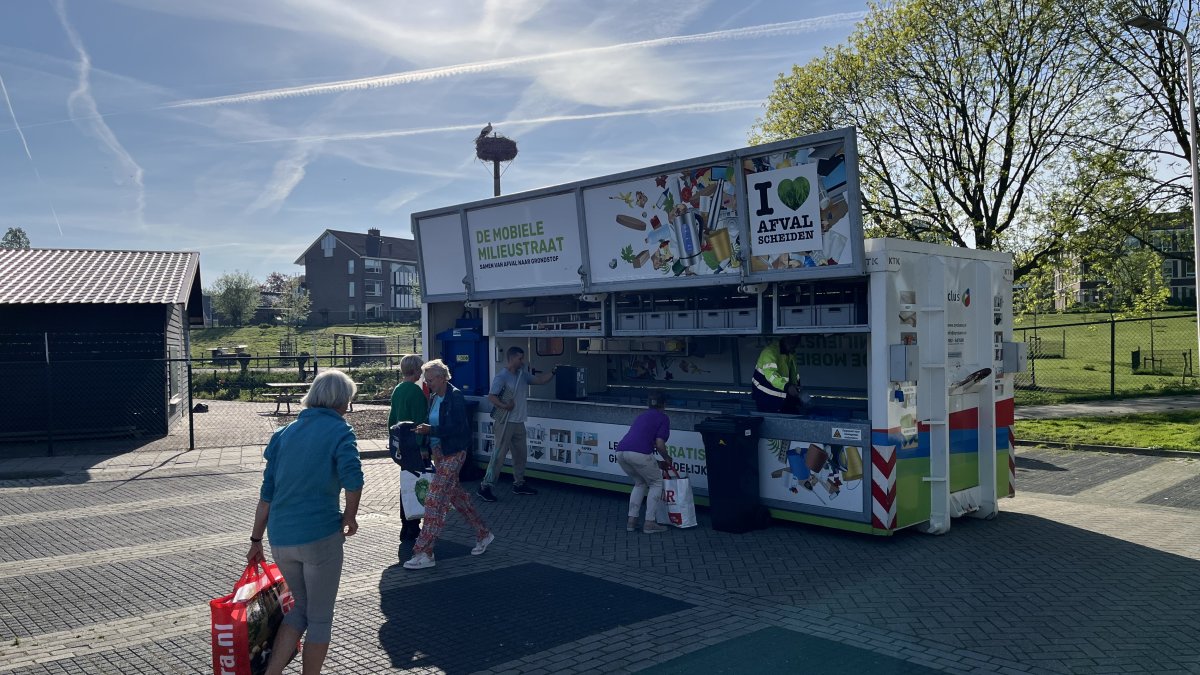 Lever klein grof huishoudelijk afval in bij de Mobiele Milieustraat