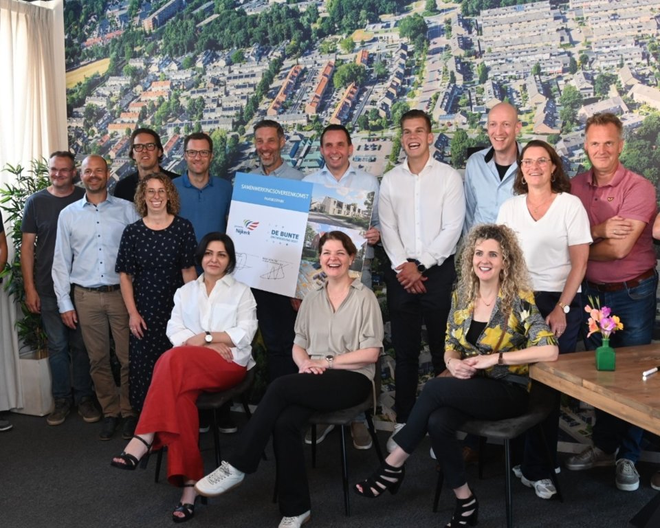 Samenwerkingsovereenkomst gemeente Nijkerk - De Bunte Ontwikkeling Oost - 2.JPG