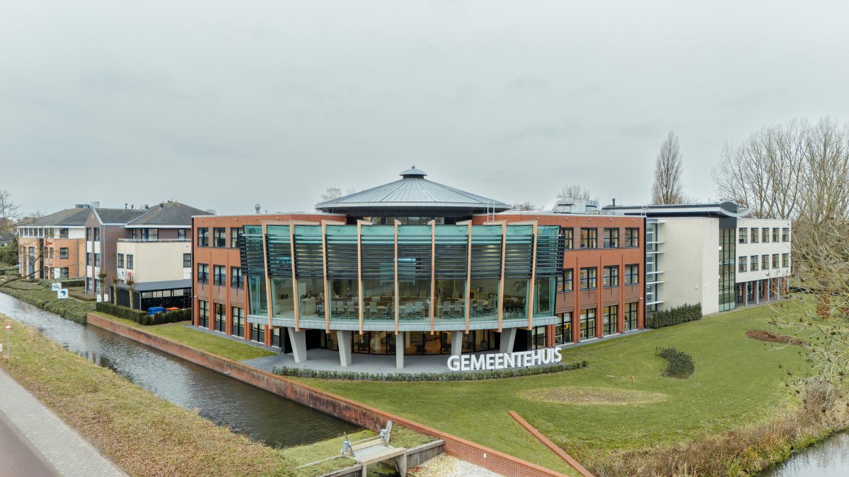 Jaarstukken 2025 aangeboden aan gemeenteraad
