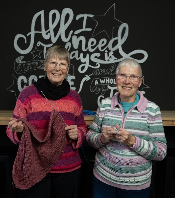 Vrijwilligers Trix en Nel