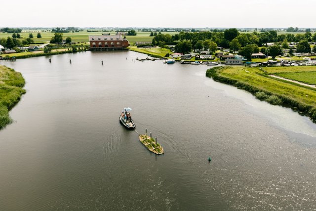 Aankomst eiland bij gemaal De Waterwolf