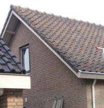 Ongeïsoleerd dak, weinig ruimte tussen dakpan en dakbeschot