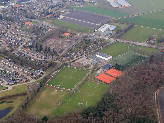 Sportpark De Klep Middelbeers luchtfoto Ronald Otter