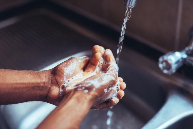 Toegang minderjarigen tot schoon drinkwater 