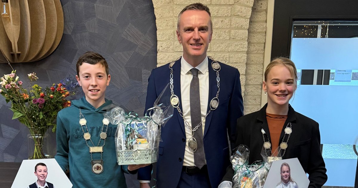 Afscheid kinderburgemeesters Duane en Ilse; 'eerste keer voor een groep spreken vond ik het spannend