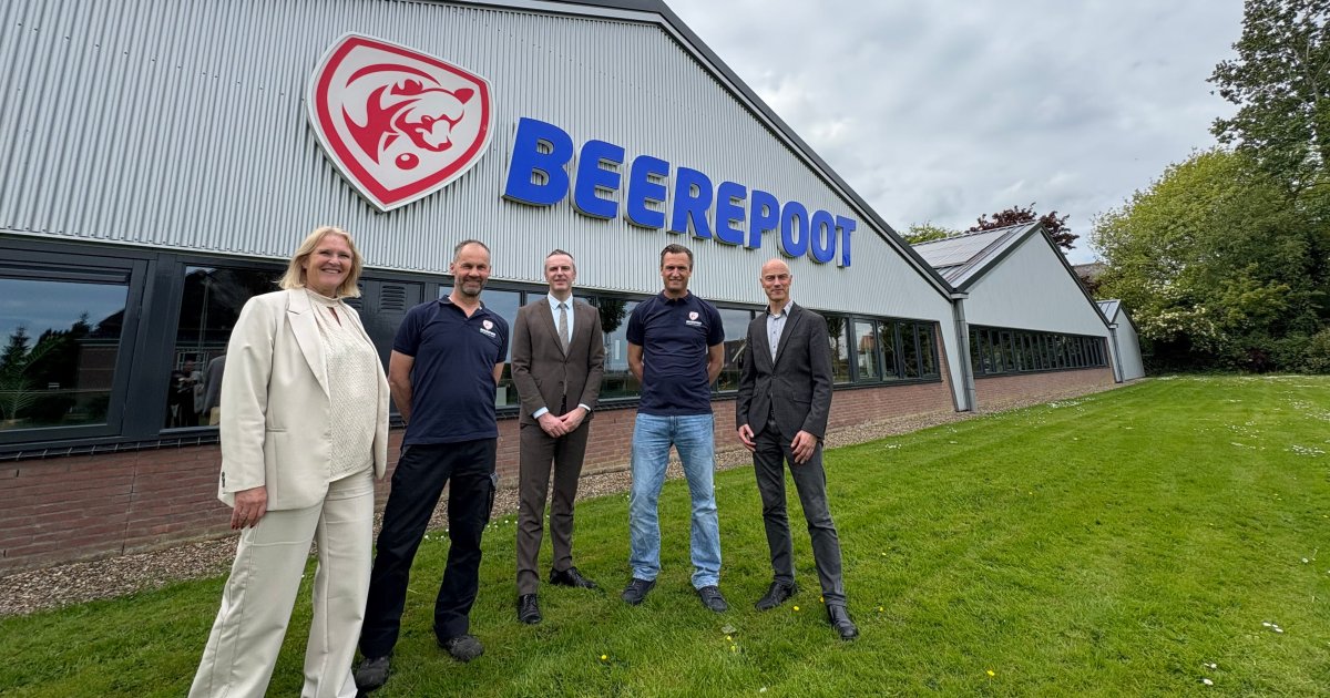College Opmeer op bedrijfsbezoek aan familiebedrijf Beerepoot