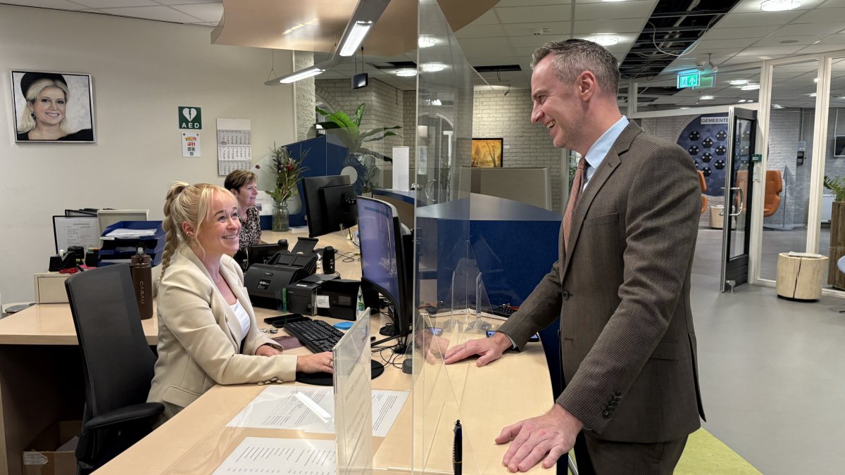 Nieuwste inwoner van Opmeer: burgemeester Herman Wiersema