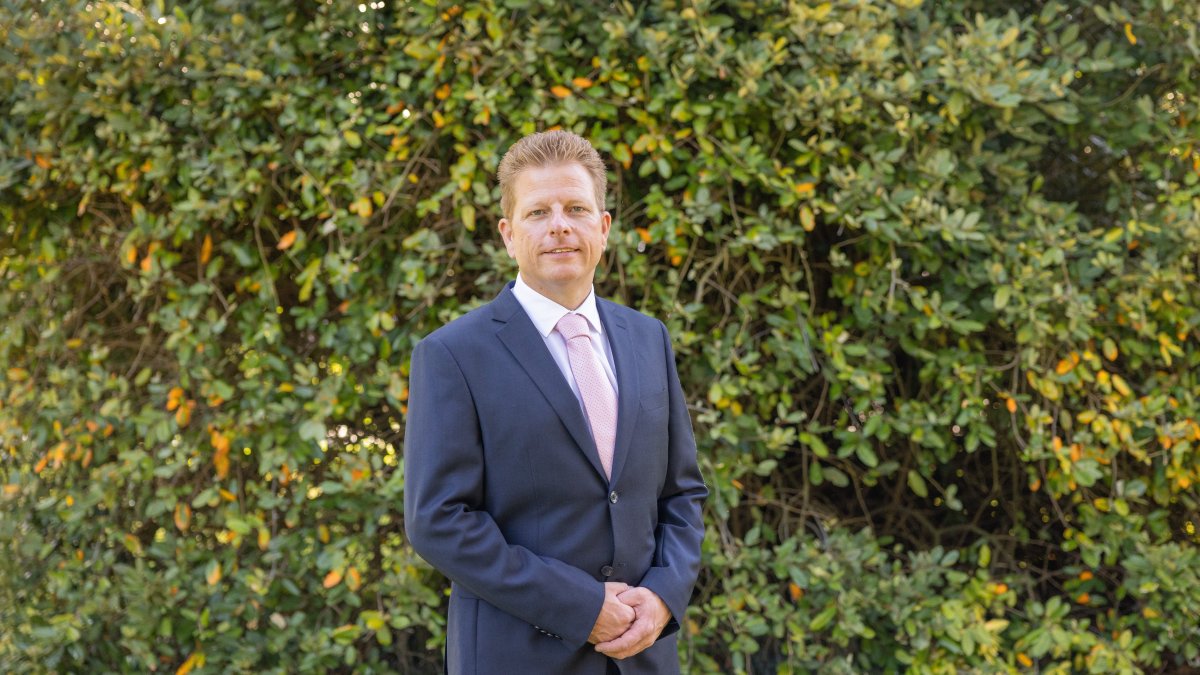 Interview met wethouder Vincent Buis over de gemeentelijke belastingaanslagen