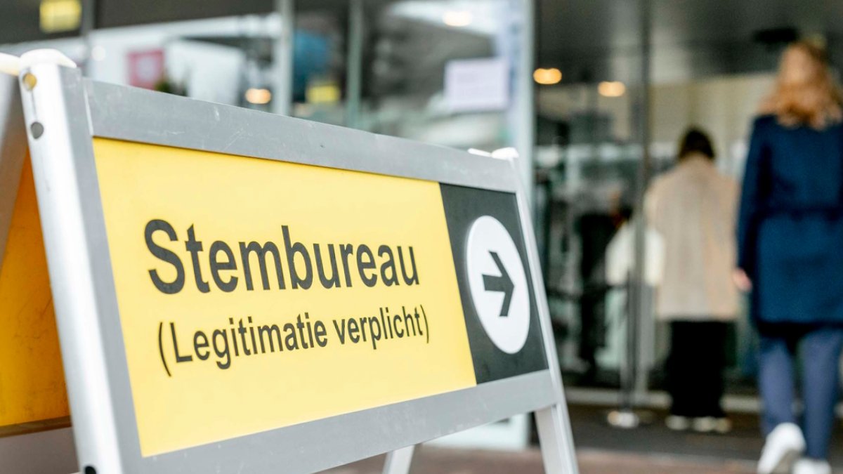 Tussentijdse opkomst stembureaus om 16.00 uur