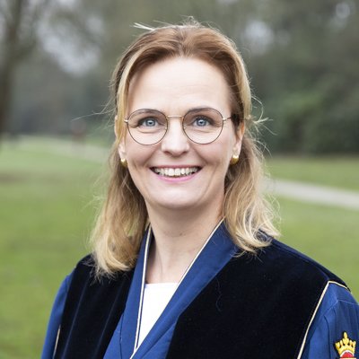 Trouwambtenaar Yvonne Dijkstra