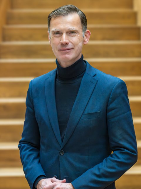 Portretfoto Wijnte Hol, wethouder