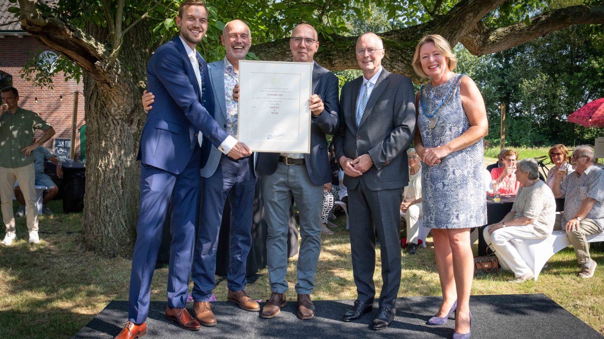 Predicaat Koninklijk voor MHB uit Herveld