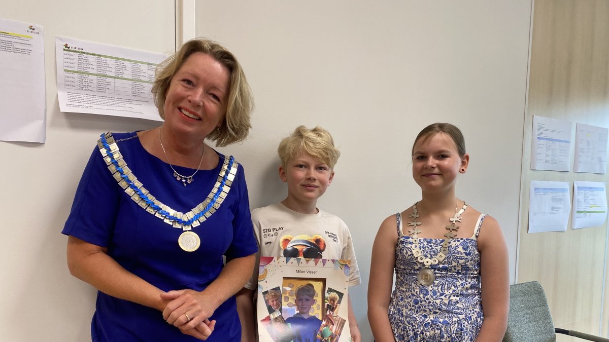 Milan Visser uit Elst wordt nieuwe kinderburgemeester van Overbetuwe