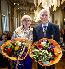 Lintjesregen 2026: Meneer Arend Eijl en mevrouw Jannie Eijl-Reinders (foto van Jan Kok)