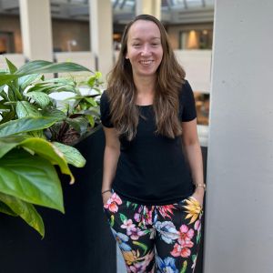 Iris van den hoven, Autisme-expert Jeugd