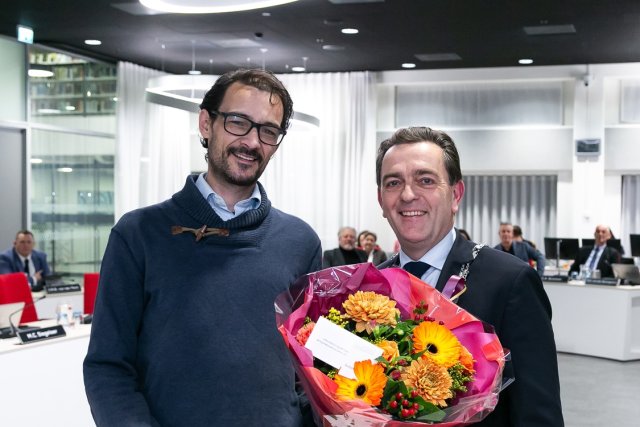 Peter Hebly en burgemeester Michel Bezuijen