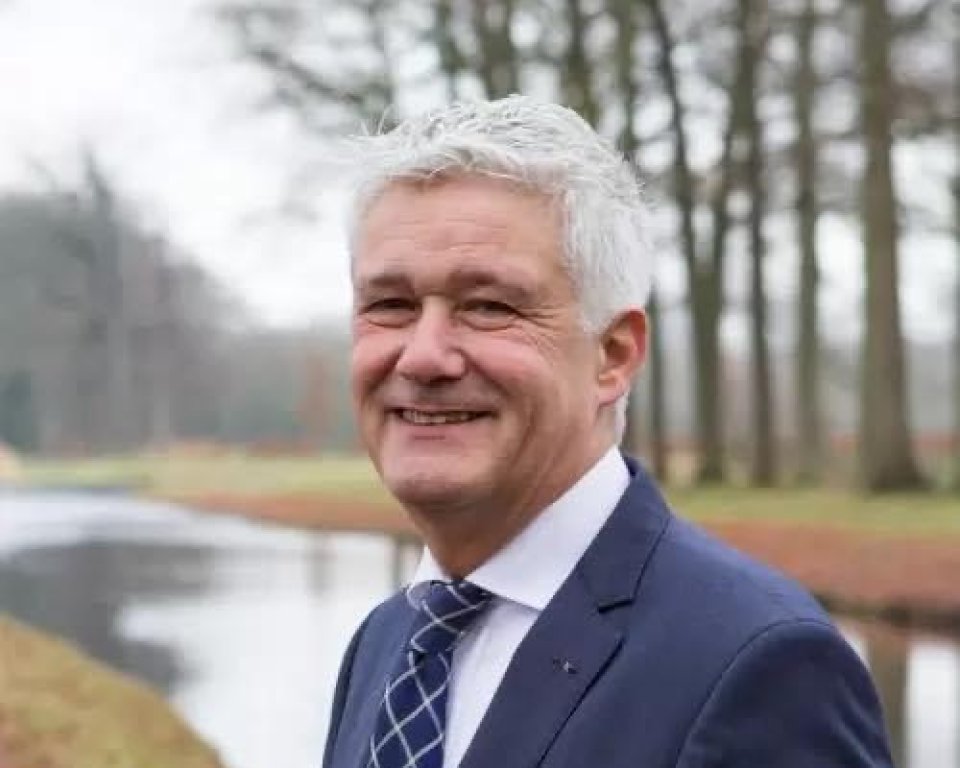 Wethouder Henk van der Schoor