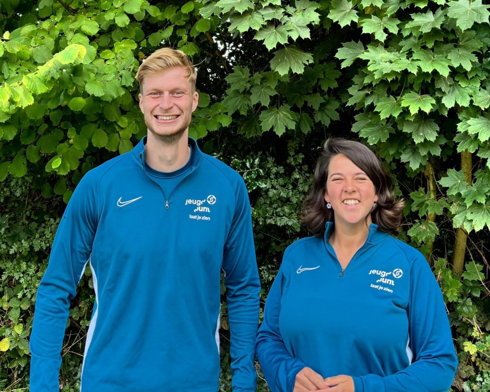 jongerenwerkers Nathan en Anne-Fleur