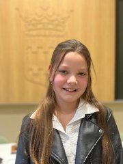 portretfoto van Fenna van den Brandhof
