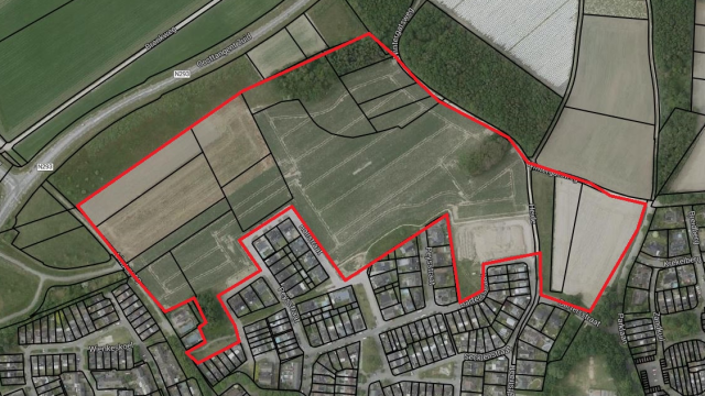 Een kaart van het plangebied voor de nieuwe woningen. Het plangebied ligt tussen de Oosttangent-Zuid en de bestaande wijk Wienkeskoel. We noemen dit Wienkeskoel III.