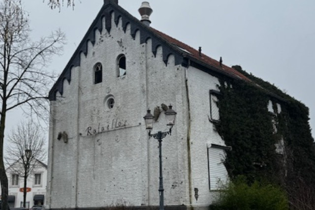 Het bestaande pand van Rafaello's in Posterholt. 