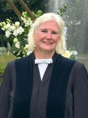 foto van trouwambtenaar Betty Busser-Kat
