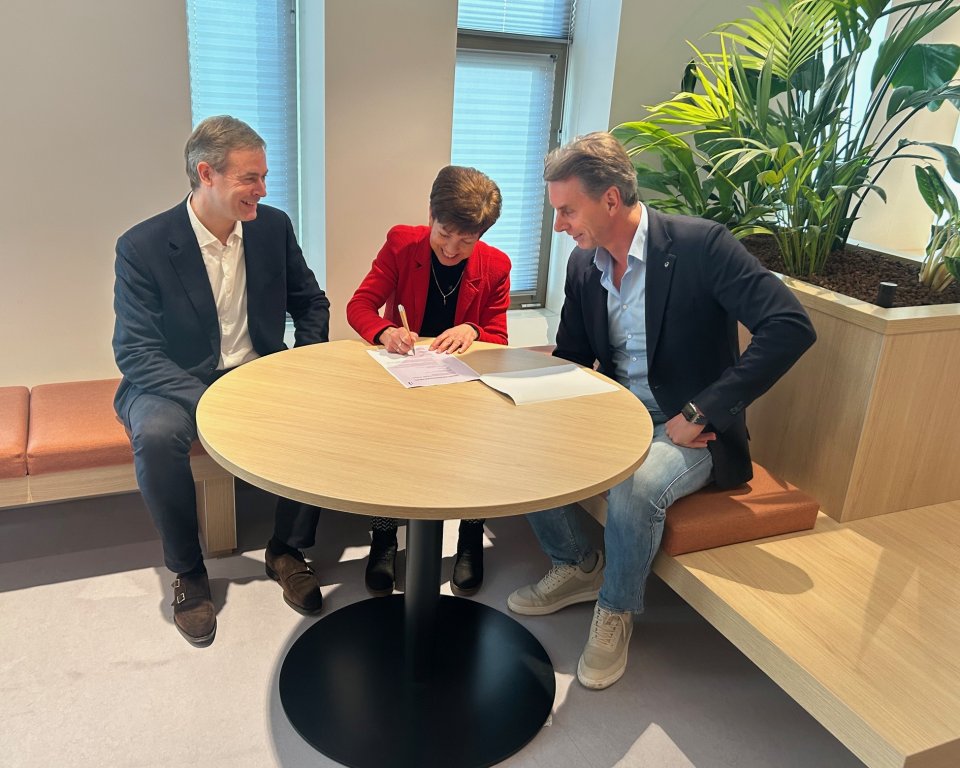 Tekenmoment bij gemeente Heemskerk