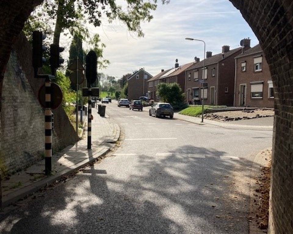 Afbeelding van tunnel en straat Vlengendaal