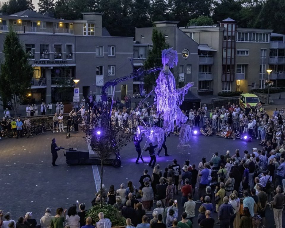 voorstelling op plein