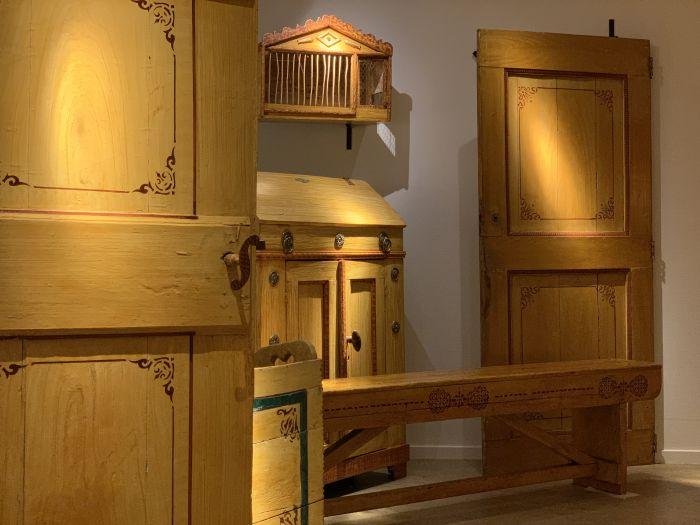 Houtimitatie in het traditionele interieur centraal in jubilerend Museum Staphorst. Foto: Museum Staphorst