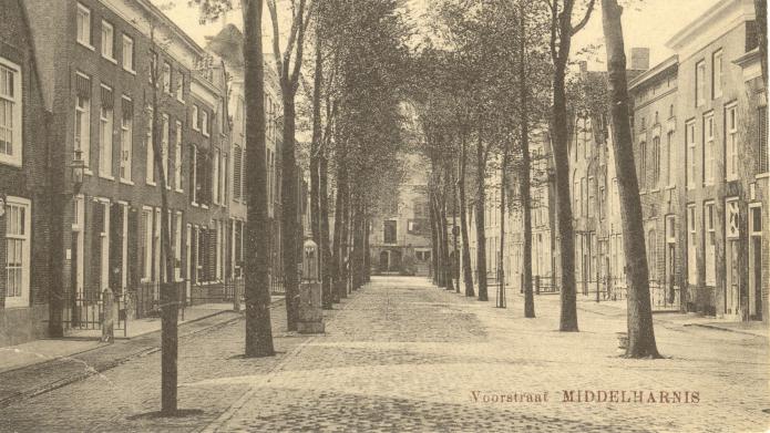 Oude foto Voorstraat Middelharnis