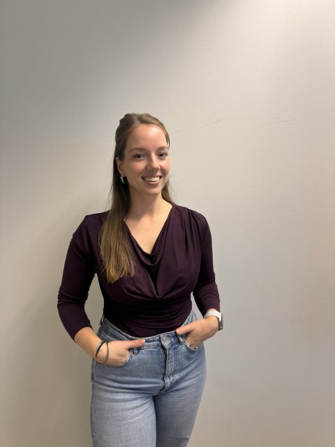 Portretfoto van Els Poelstra 