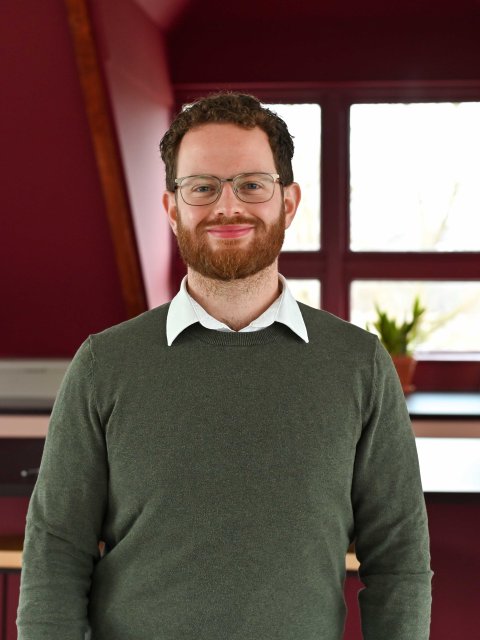 Onderzoeker Jesse van Planbureau Fryslân.