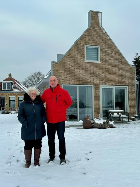 Cees en Loes voor hun woning