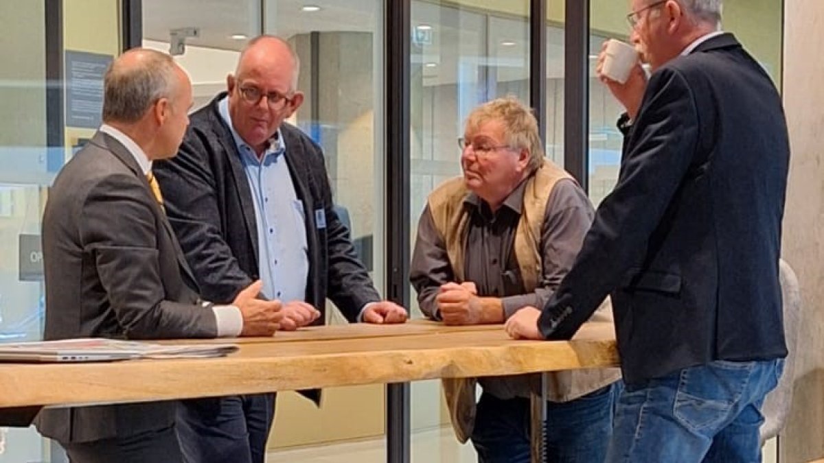 Gemeenteraad Terschelling actief betrokken bij debat over toekomst Friese Waddenveren