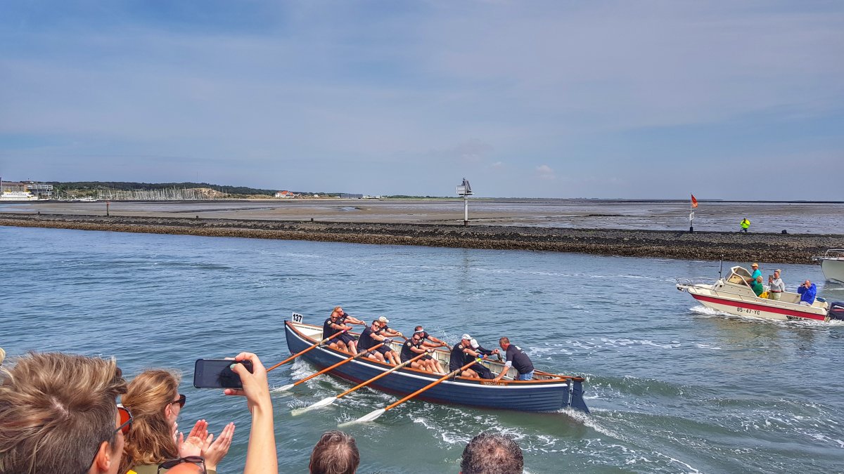 Parkeerverbod parkeerterrein Werkhaven in verband met HT Roeirace