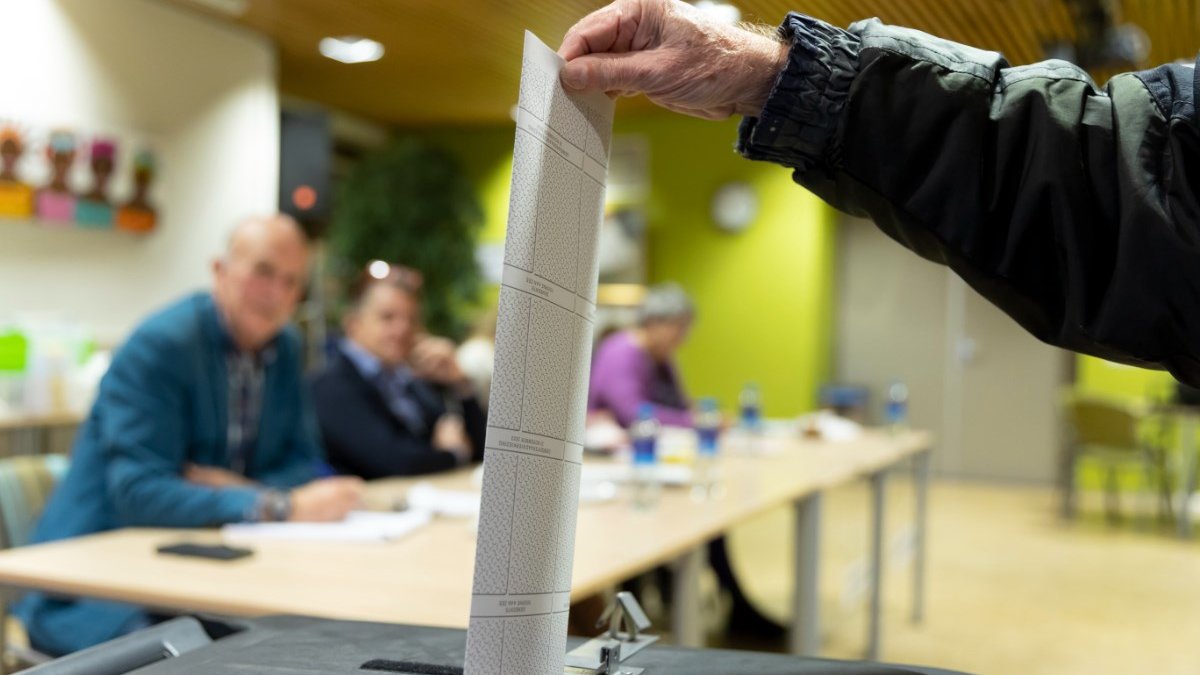 Besluit aanwijzing locaties stembureaus en plaats stemopneming stembureaus met afwijkende tellocatie