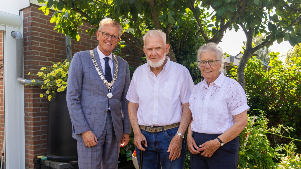 Bruidspaar Kelder viert 65-jarig huwelijk