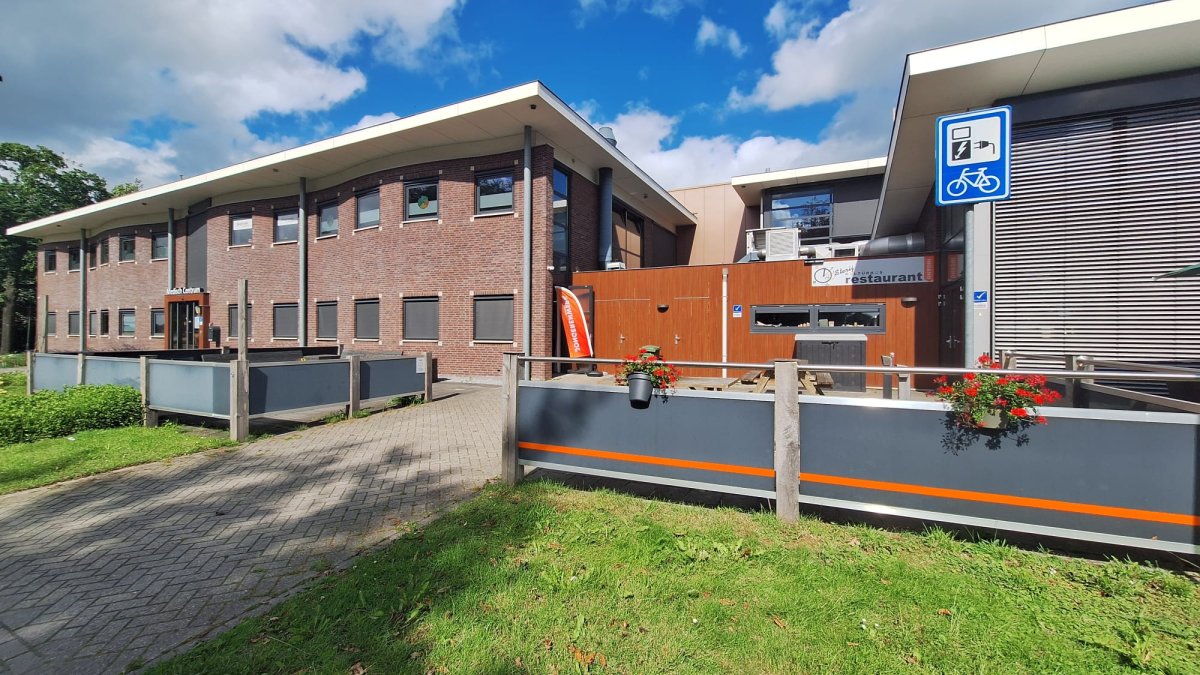Jongerenwerk start met wekelijkse inlopen in vier jongerenhubs