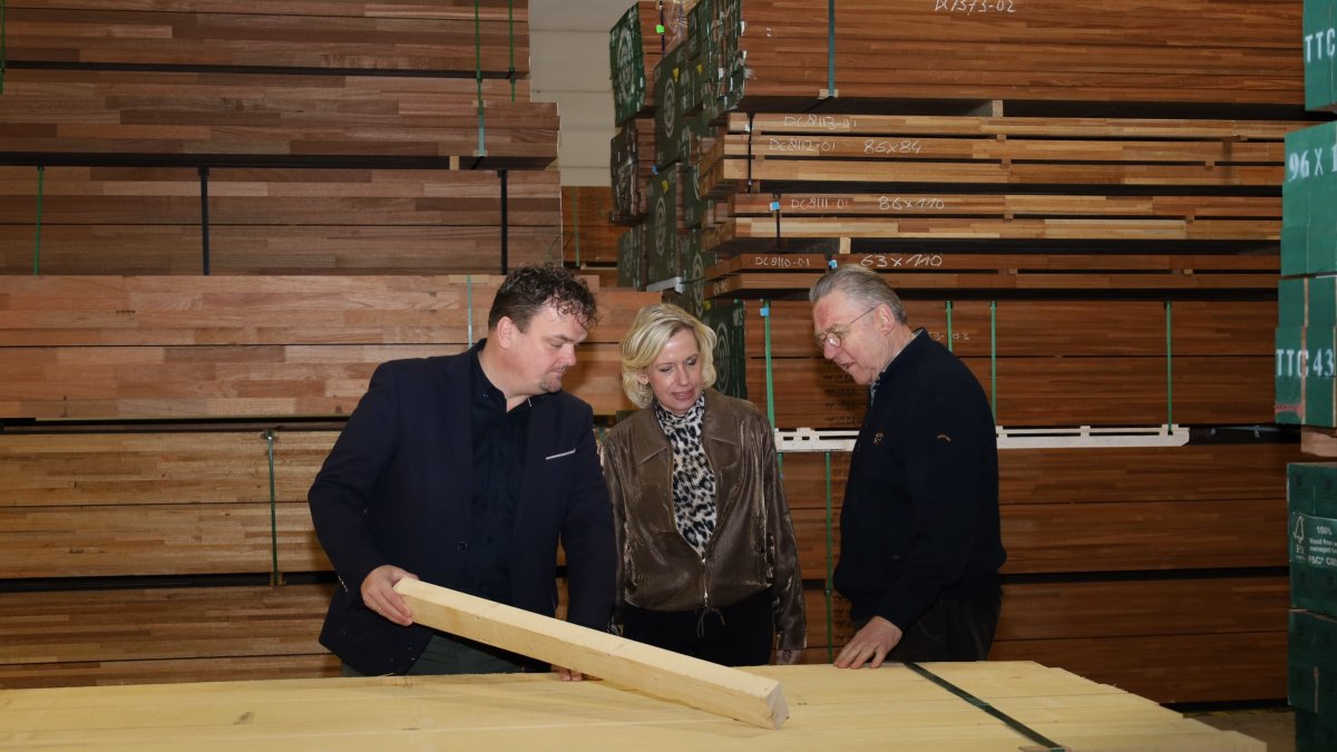 Habraken Houtimport: van Brabant naar Vroomshoop