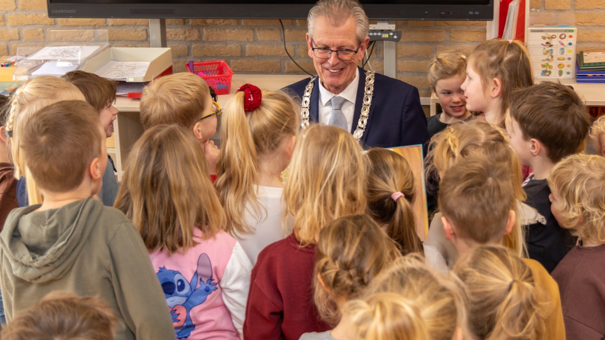 Voorgelezen worden door de burgemeester