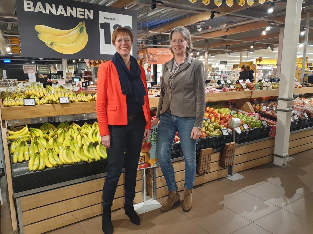 Wethouder Aimee van der Ham bij de Jumbo