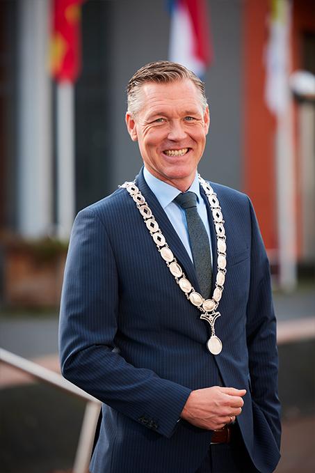 Burgemeester Hans Broekhuizen