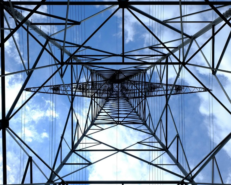 foto-hoogspanningsmast