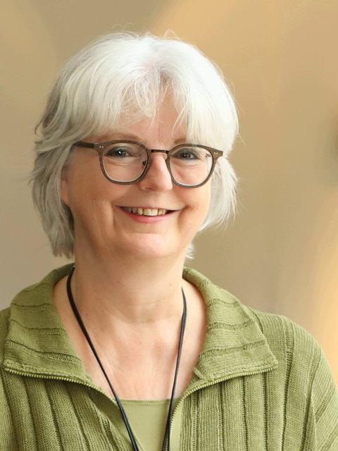 Portretfoto Mieke Theus