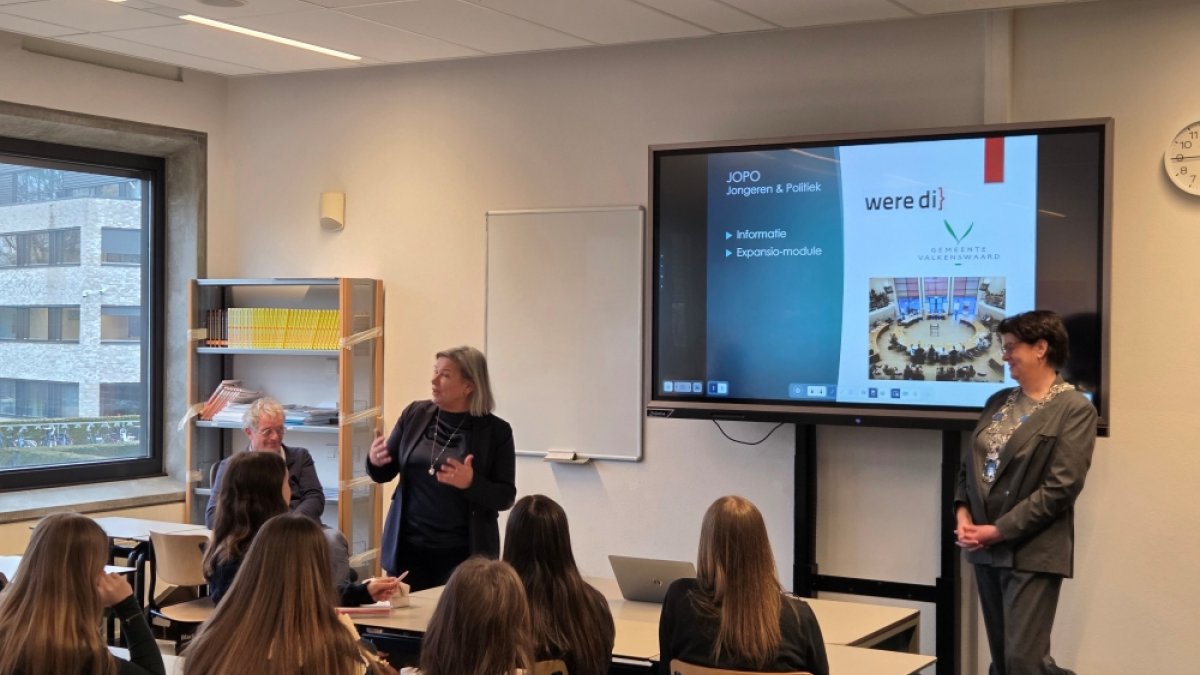 Nieuwe JOPO module brengt lokale politiek tot leven voor leerlingen Were Di