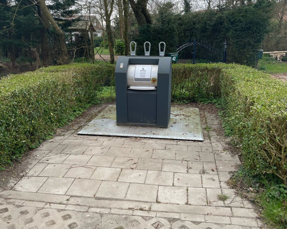 Voorbeeld ondergrondse container