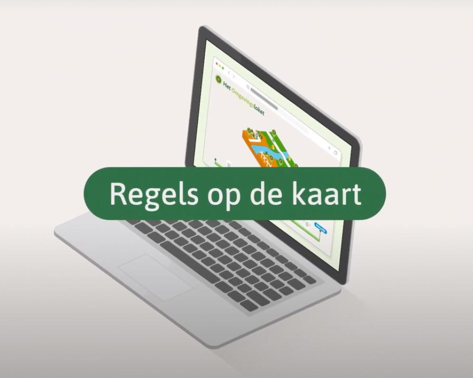 Laptop met webpagina Regels op de kaart open.