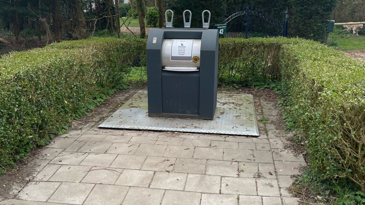Plaatsen extra ondergrondse restafval- en luiercontainers