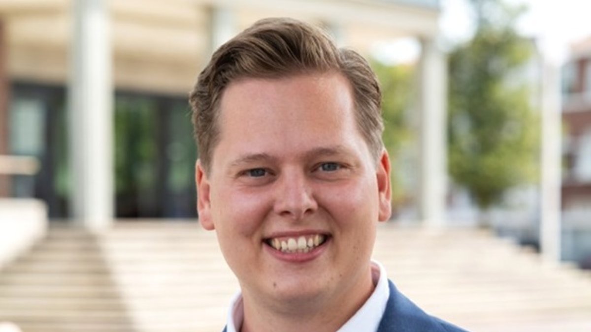 De Vlissingse wethouders stellen zich aan u voor: O. Ghering